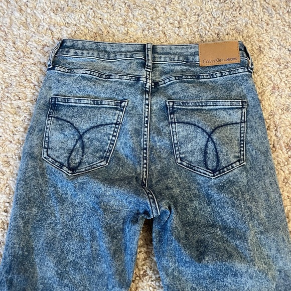 Calvin Klein Acid Wash Skinny Jean - Picture 2 of 4